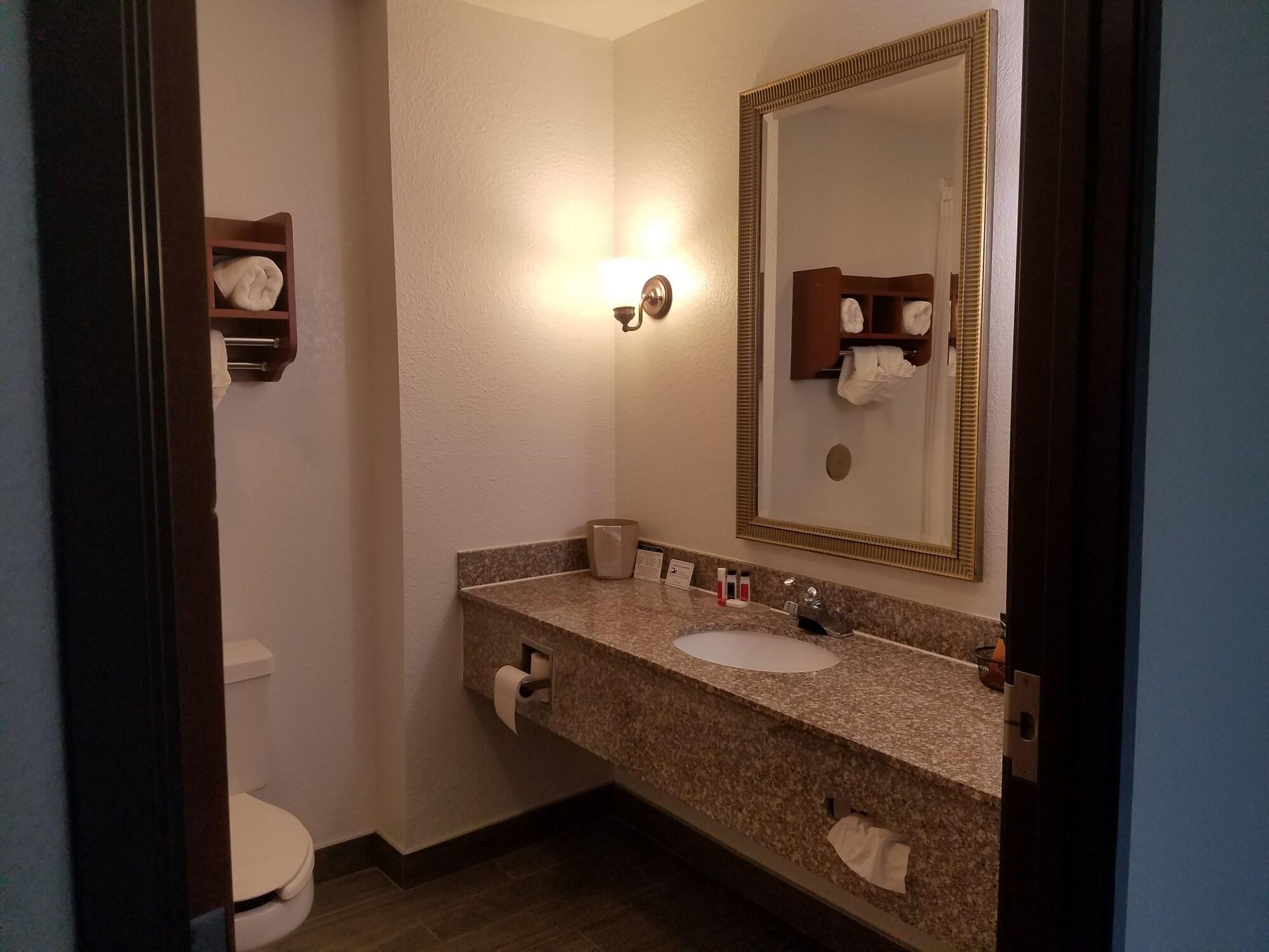 Comfort Inn & Suites Gatesville Near Fort Cavazos Buitenkant foto