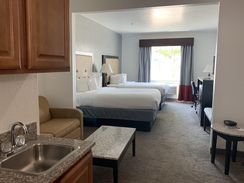Comfort Inn & Suites Gatesville Near Fort Cavazos Buitenkant foto