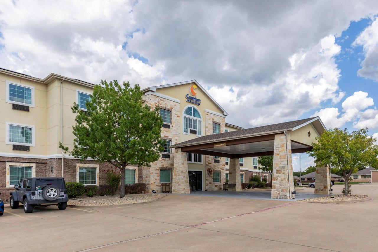 Comfort Inn & Suites Gatesville Near Fort Cavazos Buitenkant foto