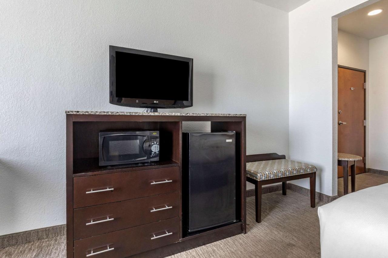 Comfort Inn & Suites Gatesville Near Fort Cavazos Buitenkant foto