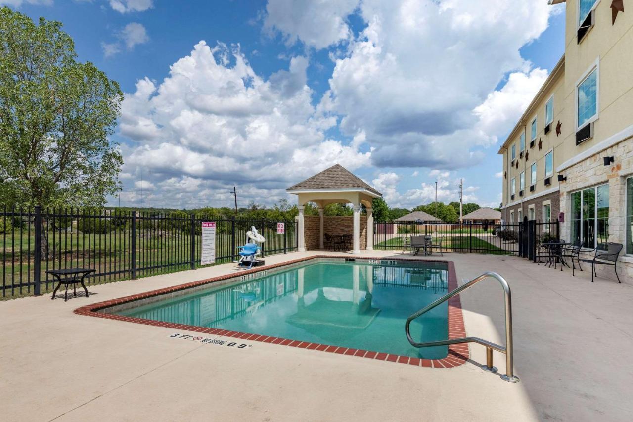 Comfort Inn & Suites Gatesville Near Fort Cavazos Buitenkant foto